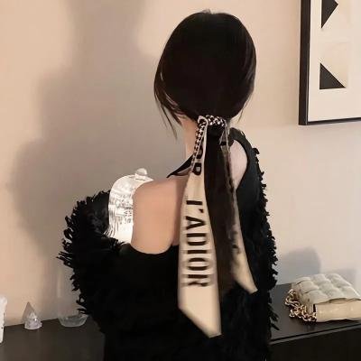日落在霓虹灯